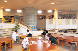 図書館（射水館）