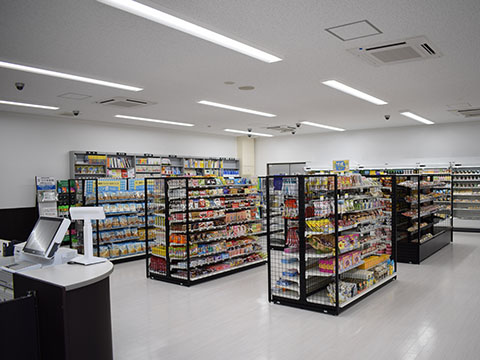 生協売店 Shop Lunetta